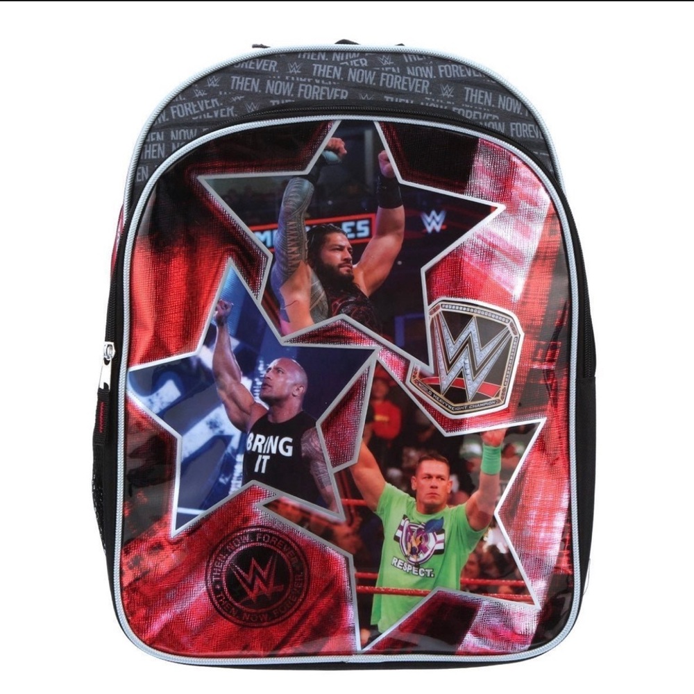WWE wrestling fan the perfect back to school carryall with this World Wrestling
